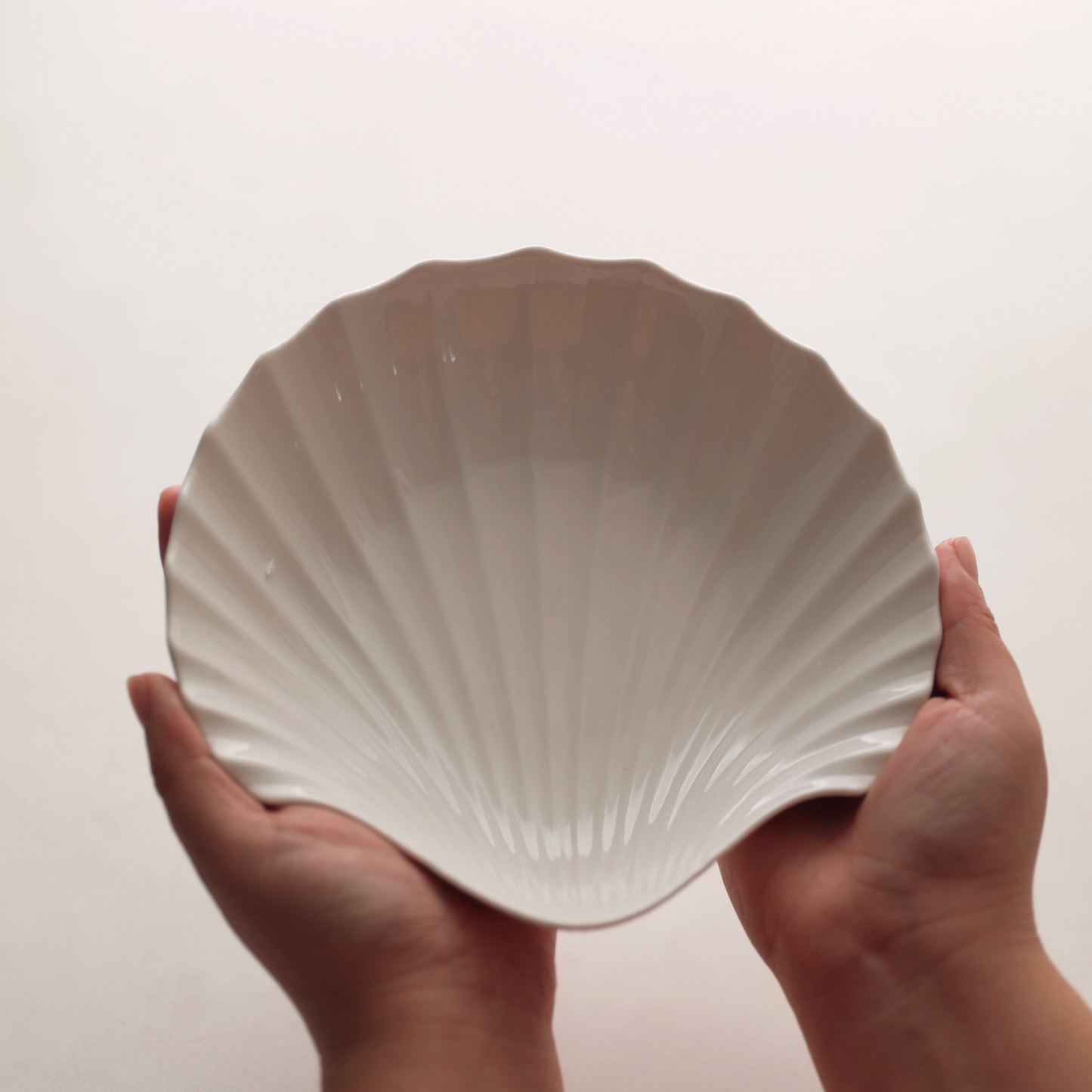 Ceramic Seashell Tray