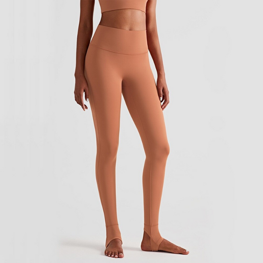 COMFLEX Naked-Feel Stirrup Leggings (nude peach)